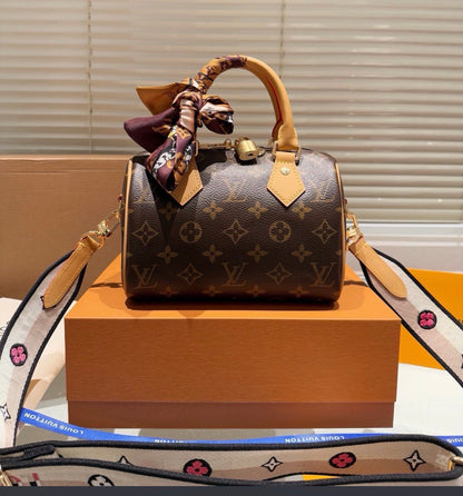 Chic Monogram Speedy 20 Handbag – Classic Brown Designer-Inspired