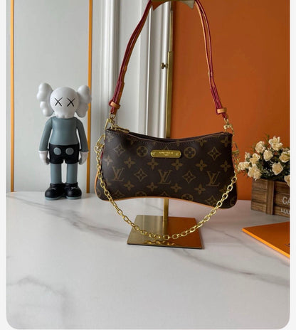 Luxury Monogram Print Shoulder Bag with Chain Strap for Women | Classic Everyday Handbag