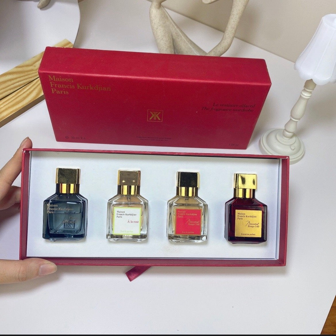 Luxury Fragrance Discovery Gift Set for Men & Women | 4-Piece Perfume Collection
